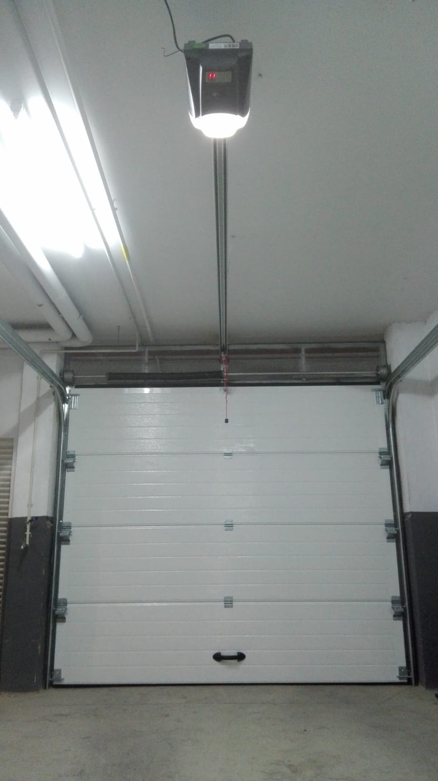 Motor para puerta de garaje: Lo que debes saber antes de comprar